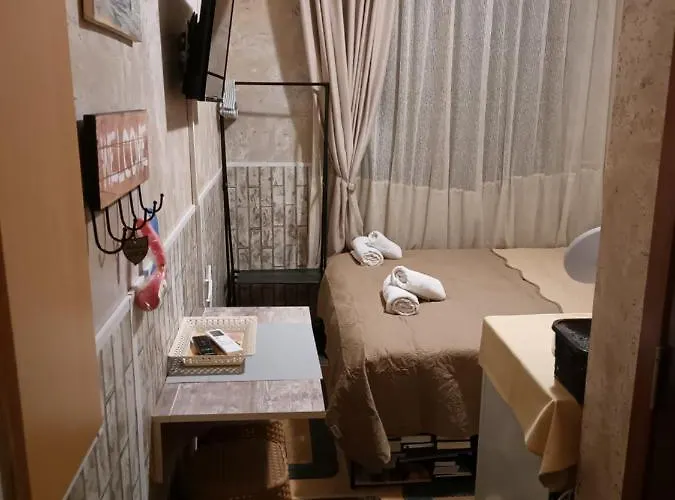 Apartament-damo アパート *