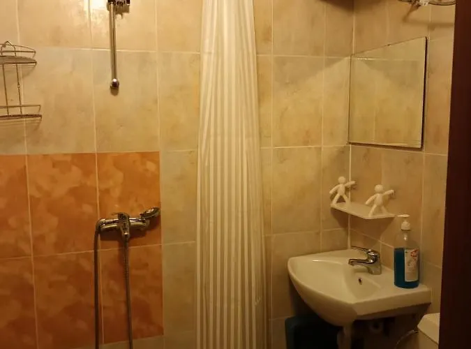 アパート Apartament-damo